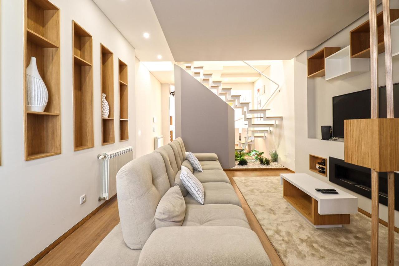 Ribeira Riverhouse - City Centre Duplex With Terrace ビアナドカステロ エクステリア 写真