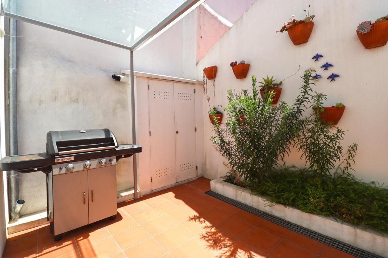 Ribeira Riverhouse - City Centre Duplex With Terrace ビアナドカステロ エクステリア 写真